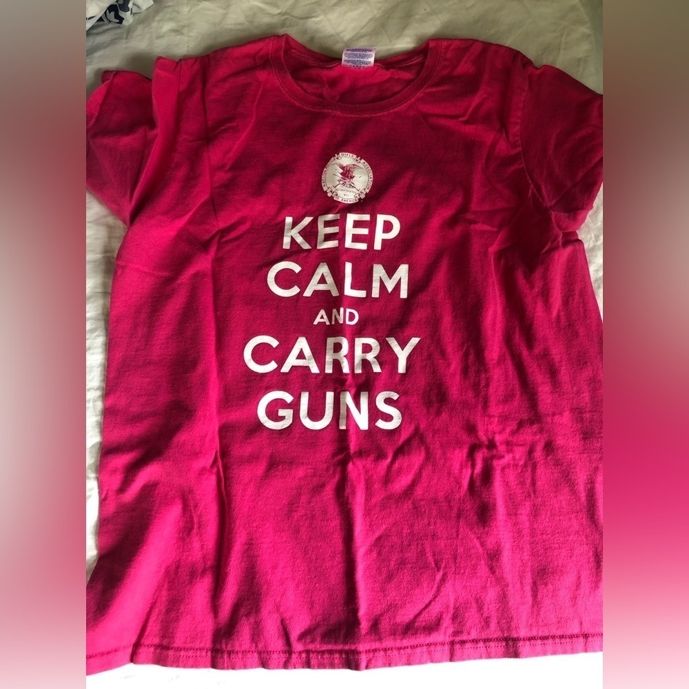 Vintage* NRA Issued Keep Calm and Carry Guns Pink T-shirt, Ladies Medium